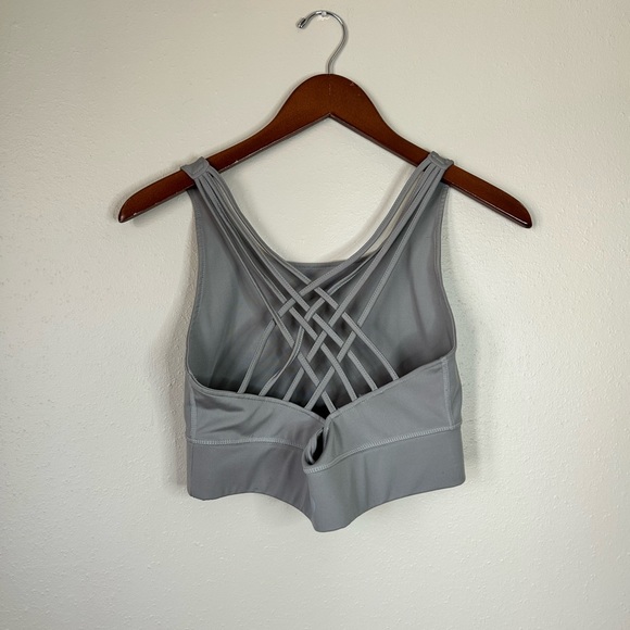 Threads 4 Thought | grey padless strappy sports bra size M - Picture 6 of 6